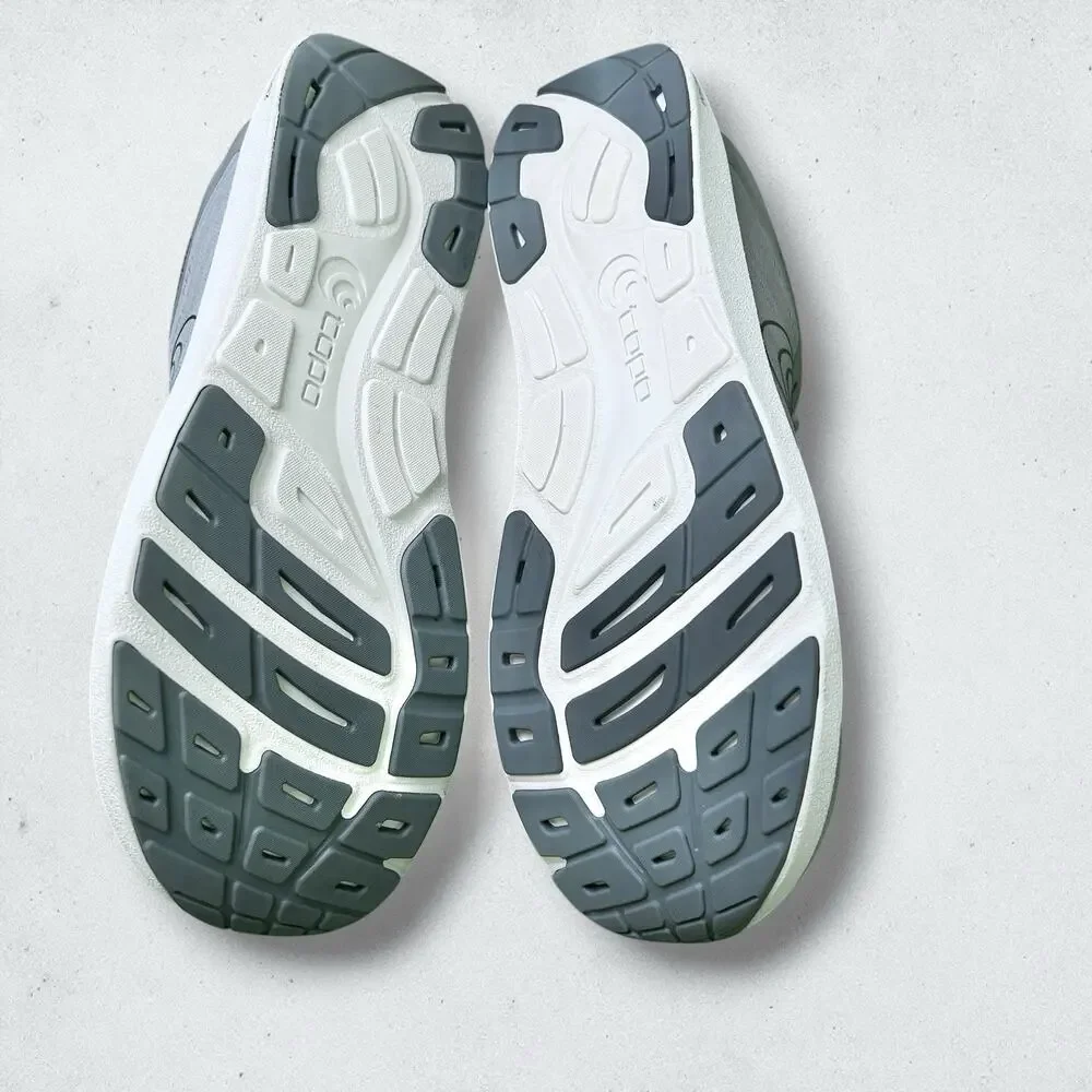 Topo Mens 11.5 Running Shoes ST-5 Gray Athletic Minimalist Zero Drop Lightweight
